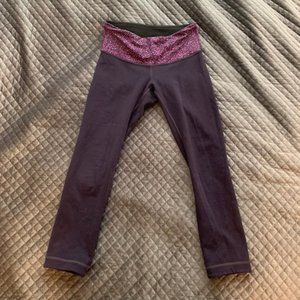 Lululemon Reversible Cropped Wunder Under Leggings